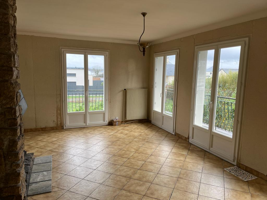 Maison Brain Sur l'Authion de 6 pièces avec terrain divisible