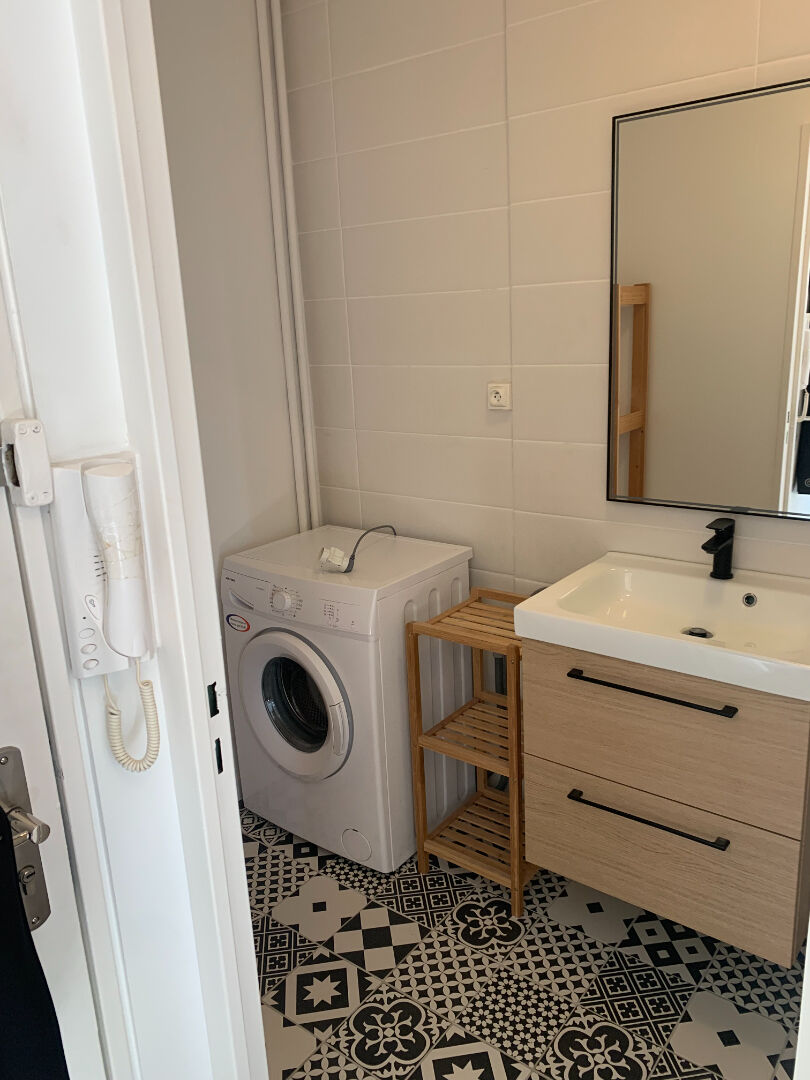 A louer appartement meublé T2 avec parking- Angers Sud