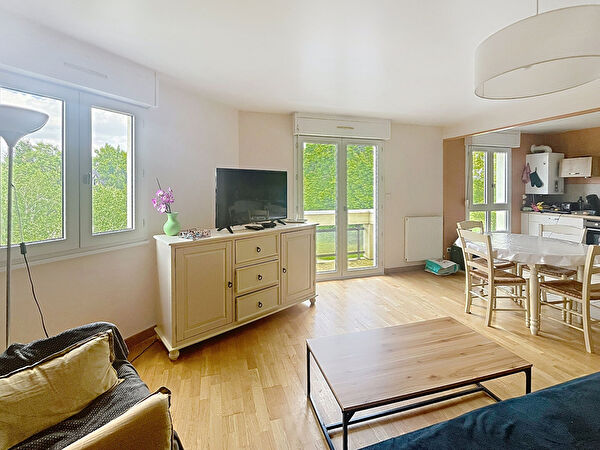 Vente par agence immobiliere à Angers (49000)