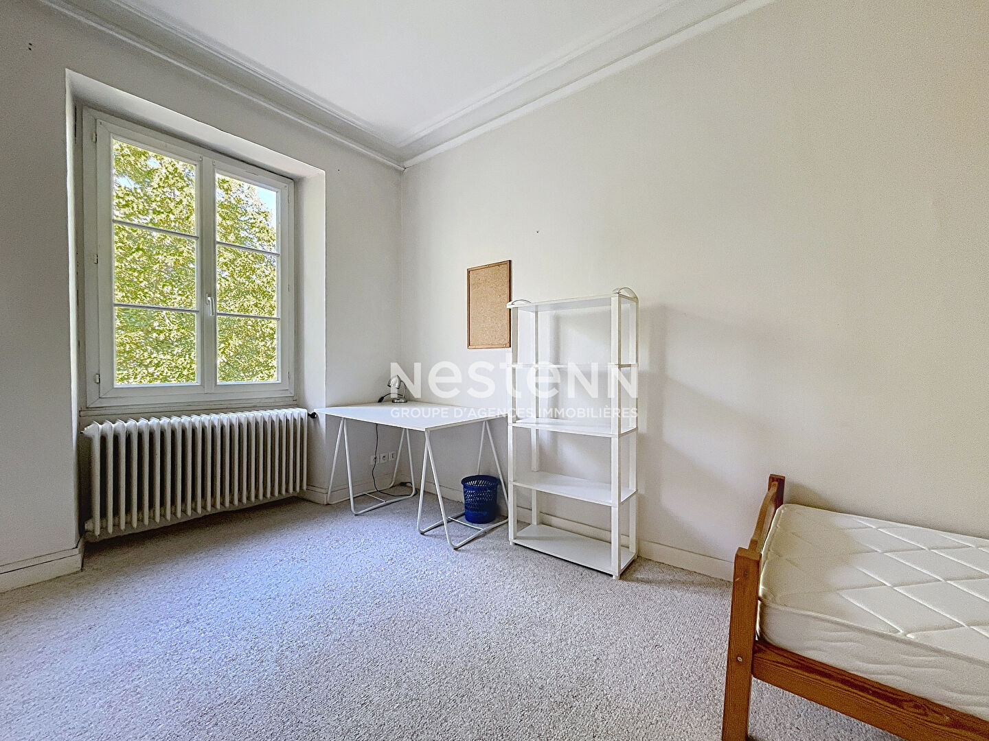 A vendre - Ensemble immobilier 3 lots : T3 libre + 2 studios loués - 85 m² carrez (120 m² au sol) - Investissement ou Résidence avec revenus locatifs 