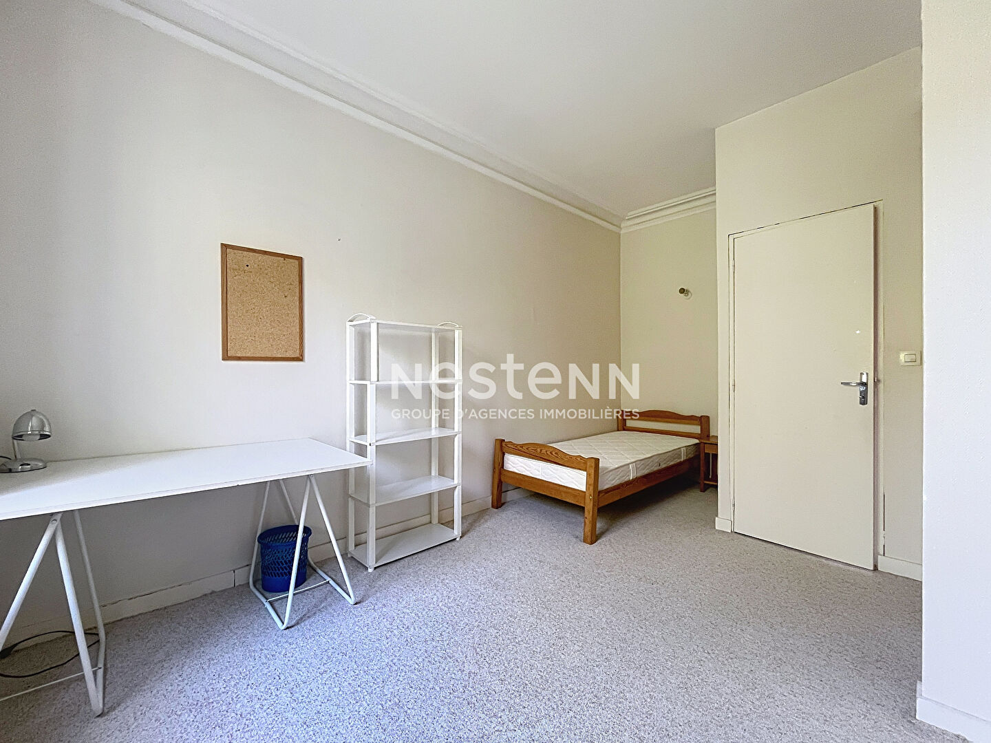 A vendre - Ensemble immobilier 3 lots : T3 libre + 2 studios loués - 85 m² carrez (120 m² au sol) - Investissement ou Résidence avec revenus locatifs 