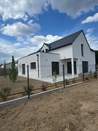 Vente maison contemporaine à Verrieres en anjou (49480)