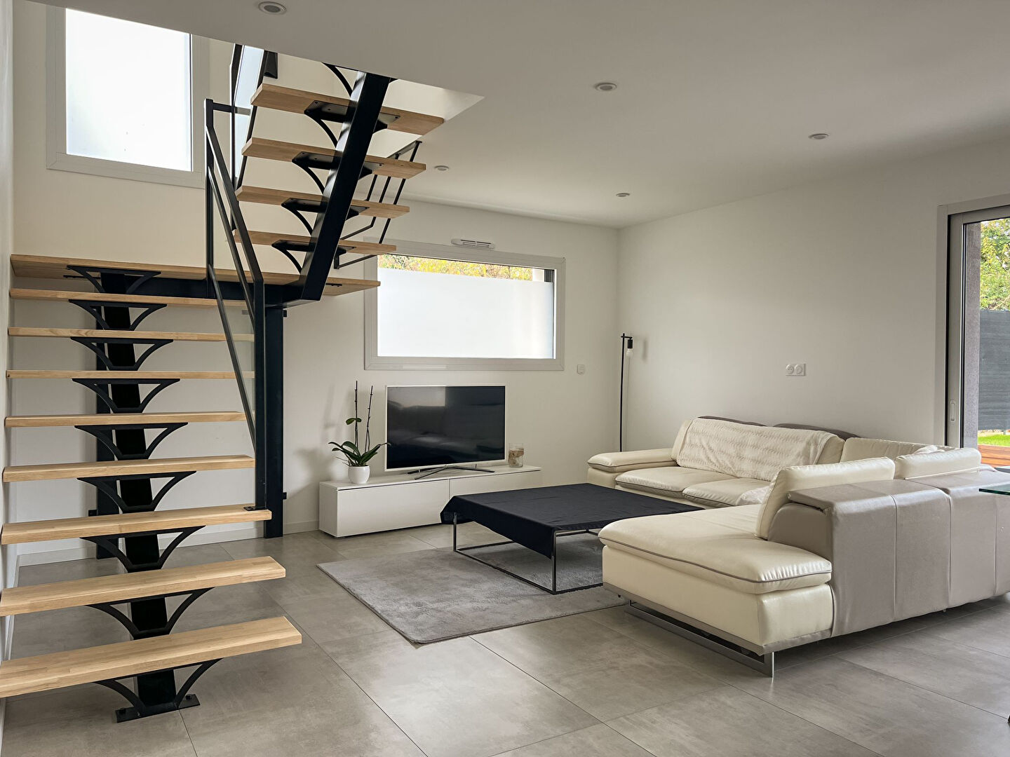 Maison de 4 chambres dont une au rez de chaussée à Trélazé avec jardin et garage