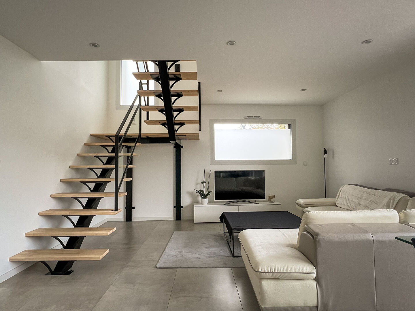 Maison de 4 chambres dont une au rez de chaussée à Trélazé avec jardin et garage