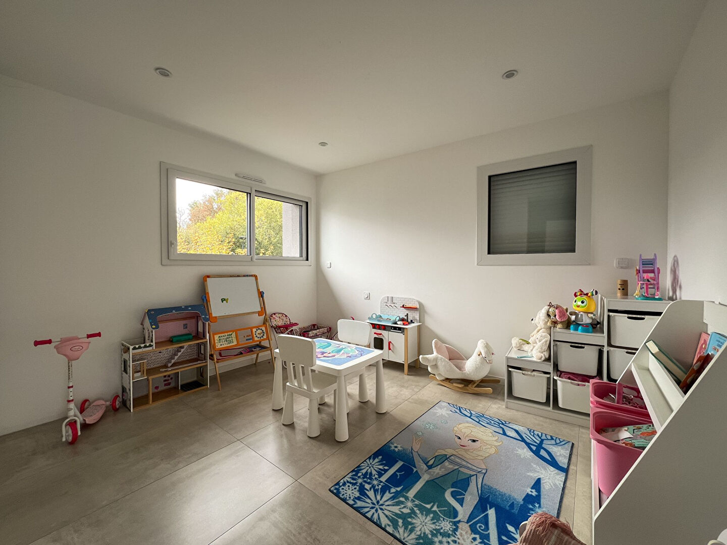 Maison de 4 chambres dont une au rez de chaussée à Trélazé avec jardin et garage