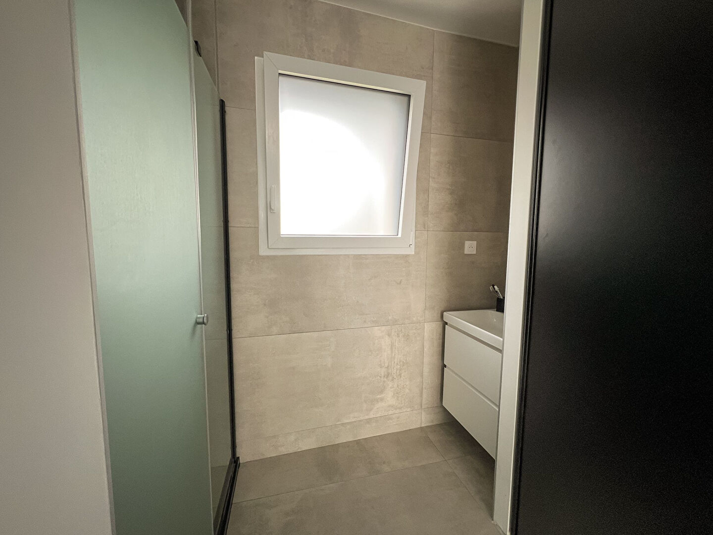Maison de 4 chambres dont une au rez de chaussée à Trélazé avec jardin et garage