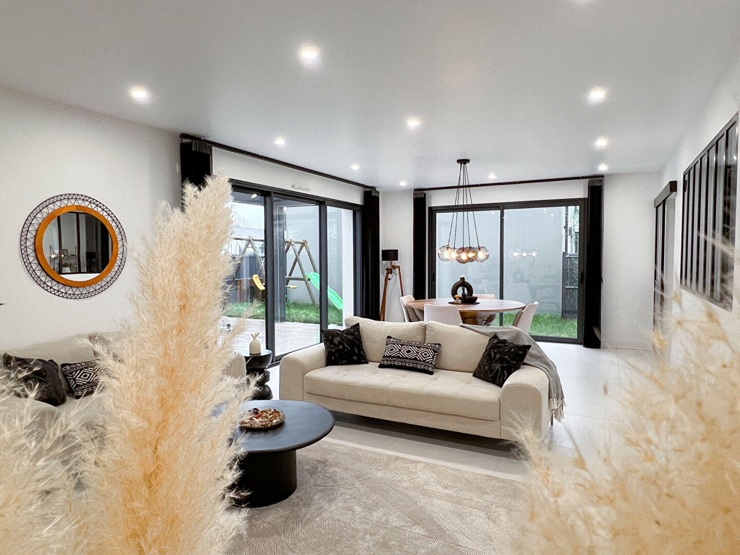 Maison de 150 m² à Brain sur l'Authion de 4 chambres avec jardin et garage