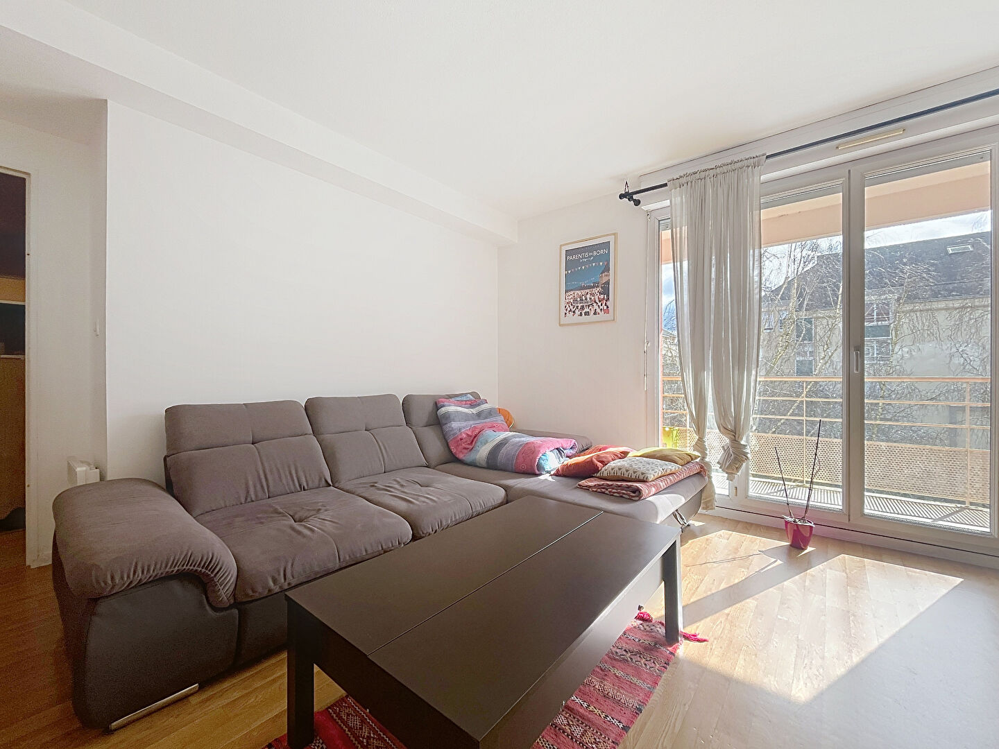 À Vendre - Appartement T3 de 67 m² lumineux avec ascenseur et place de stationnement, emplacement idéal 