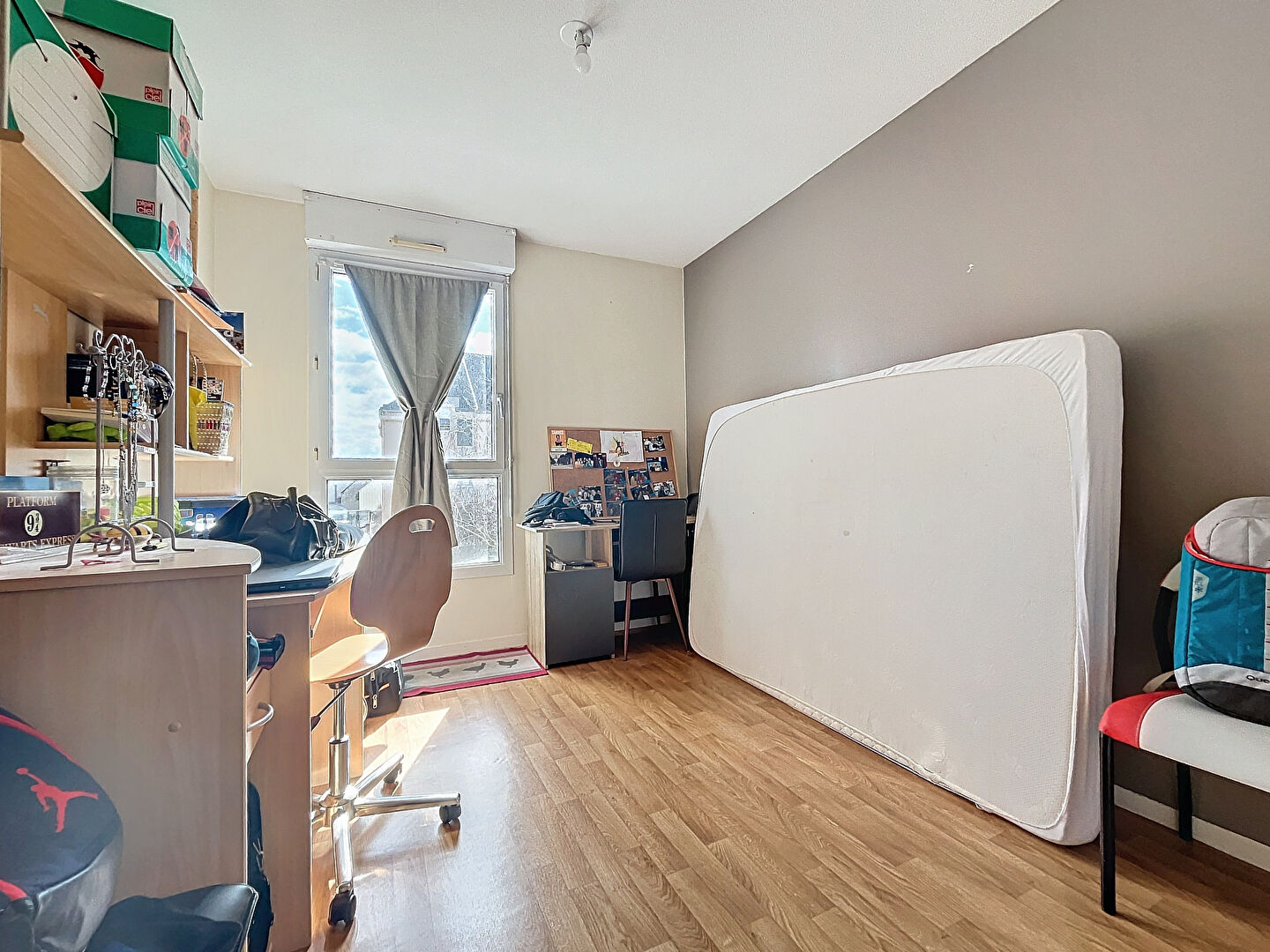 À Vendre - Appartement T3 de 67 m² lumineux avec ascenseur et place de stationnement, emplacement idéal 