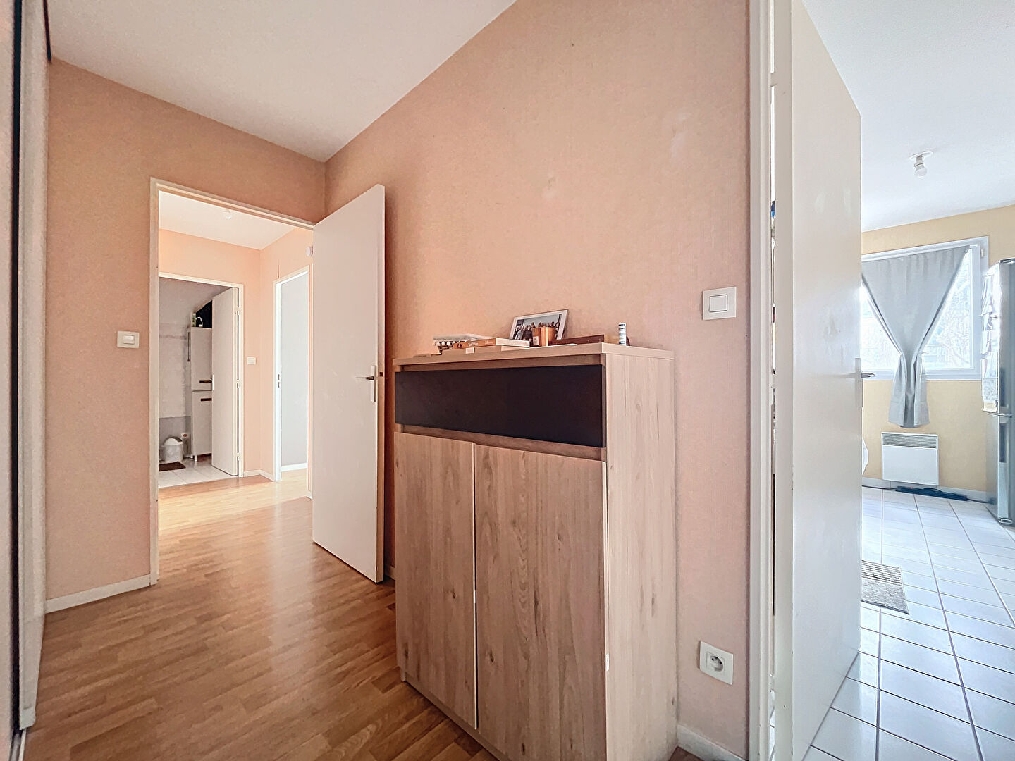 À Vendre - Appartement T3 de 67 m² lumineux avec ascenseur et place de stationnement, emplacement idéal 