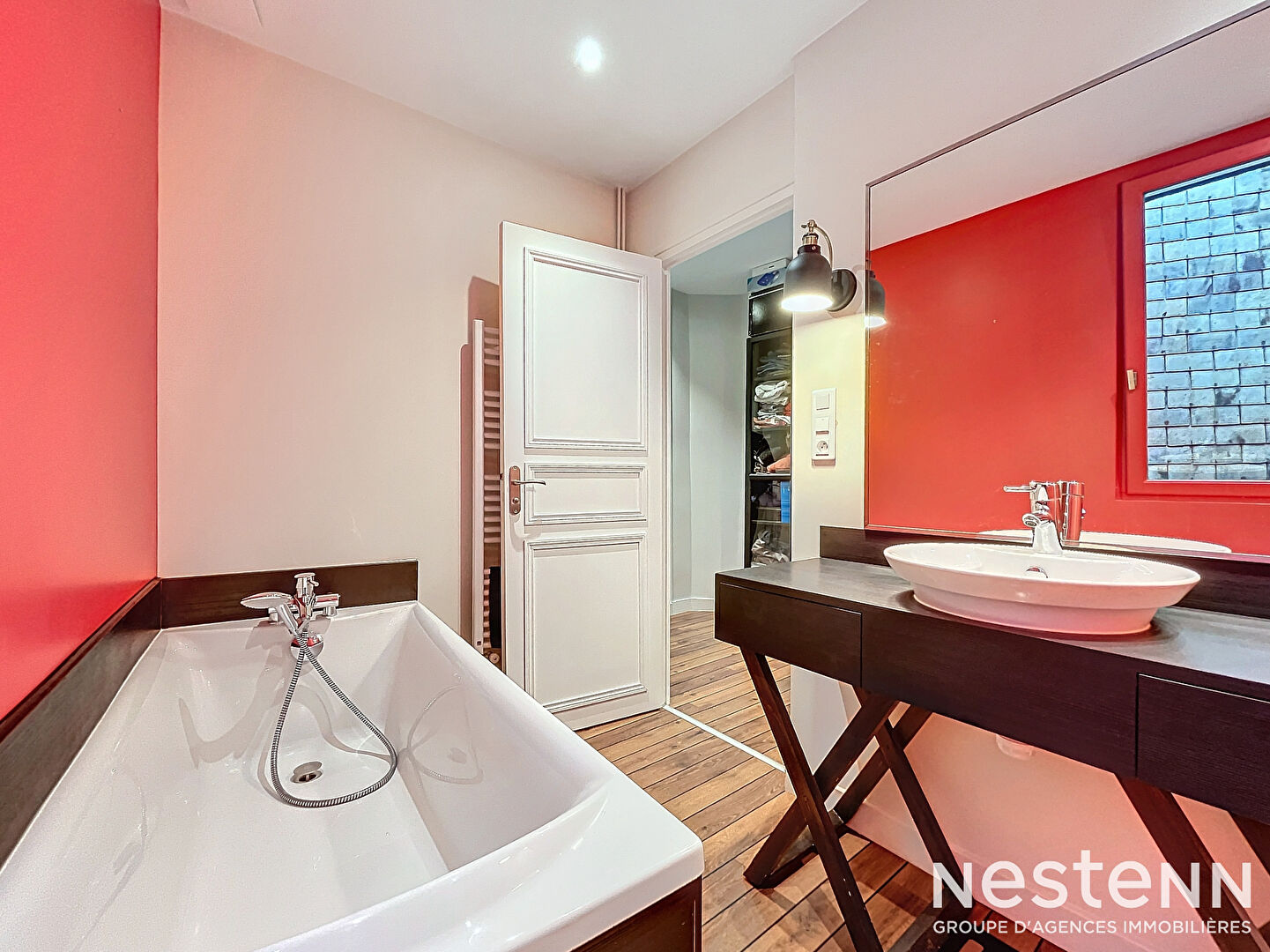 Appartement d'Exception 2 chambres  - Secteur André Leroy / Gare - Parking - Cave