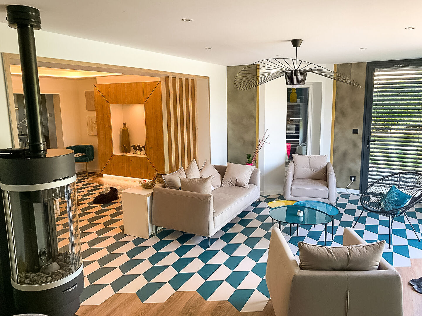 Maison de + de 340m² habitables très atypique ! Véritable coup de coeur à seulement 22 minutes d'Angers !