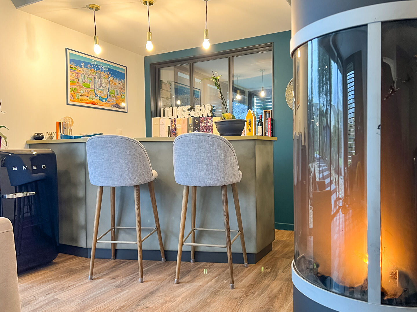 Maison de + de 340m² habitables très atypique ! Véritable coup de coeur à seulement 22 minutes d'Angers !