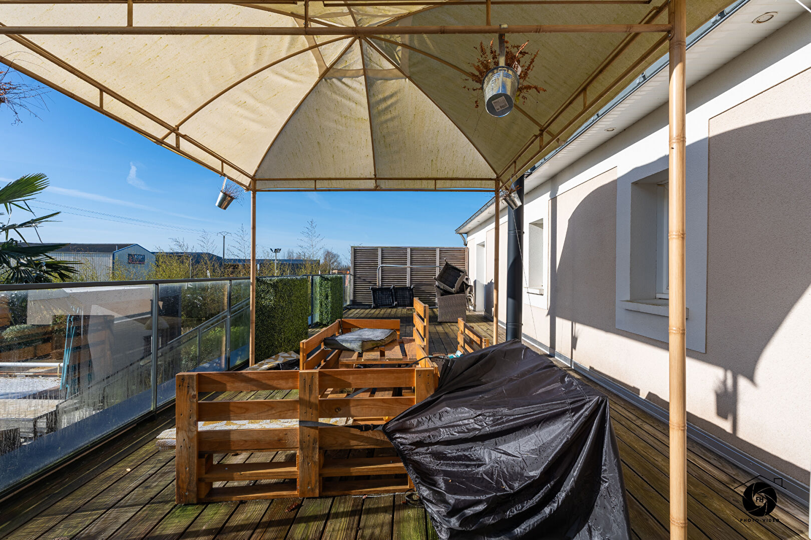 Maison de + de 340m² habitables très atypique ! Véritable coup de coeur à seulement 22 minutes d'Angers !