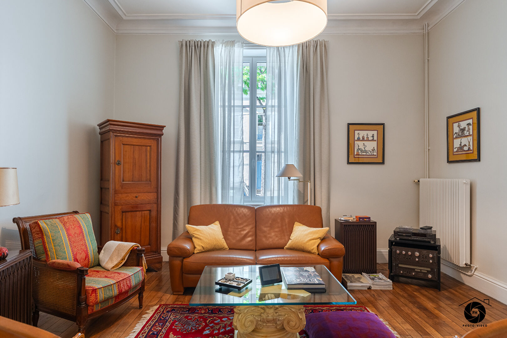 A vendre - Maison bourgeoise de 147 m², 4 chambres et un bureau, pleine de charme -  Jardin et cave 