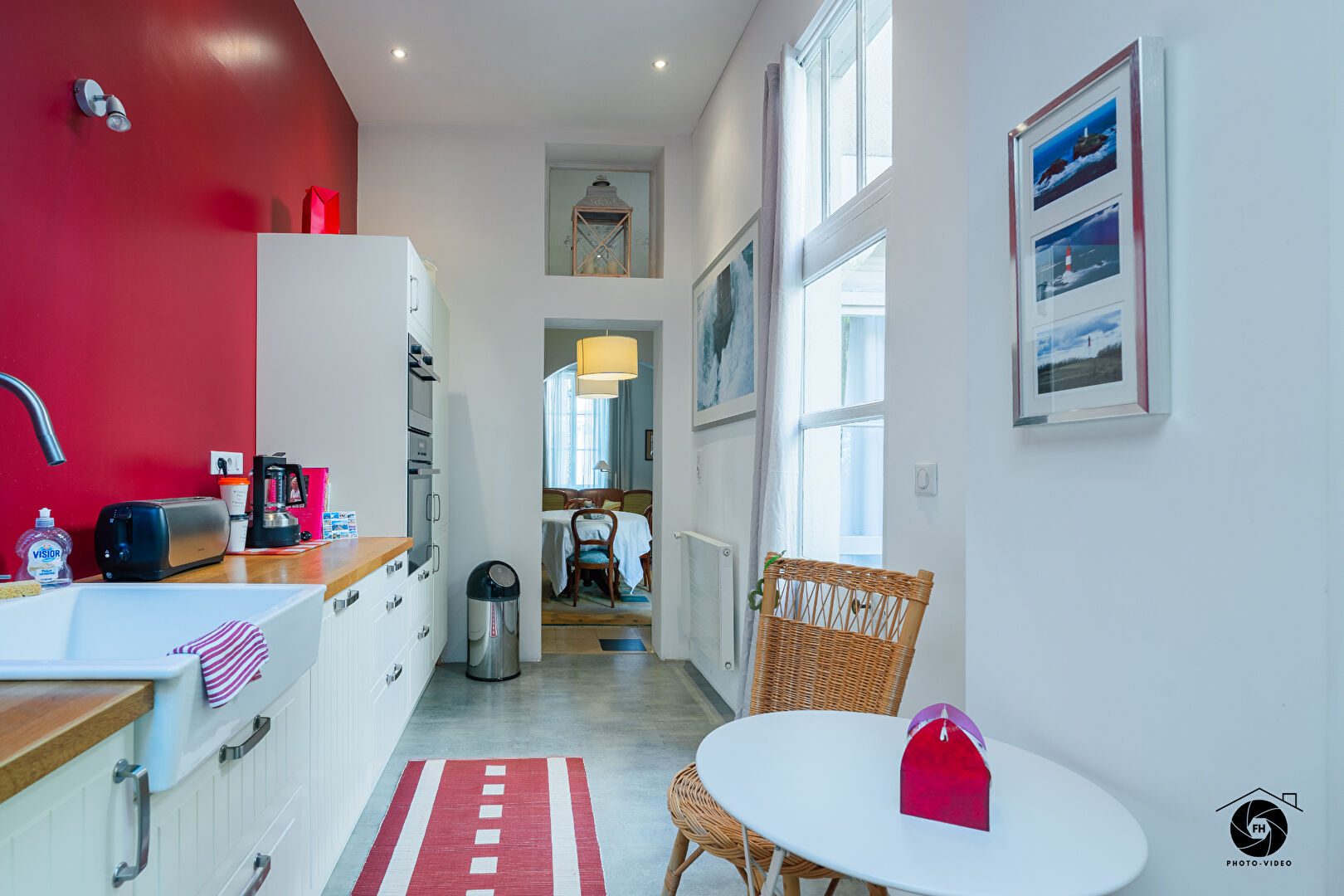 A vendre - Maison bourgeoise de 147 m², 4 chambres et un bureau, pleine de charme -  Jardin et cave 