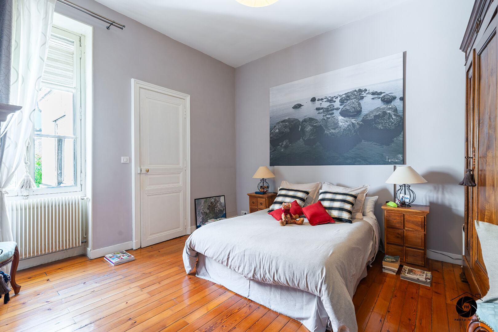 A vendre - Maison bourgeoise de 147 m², 4 chambres et un bureau, pleine de charme -  Jardin et cave 