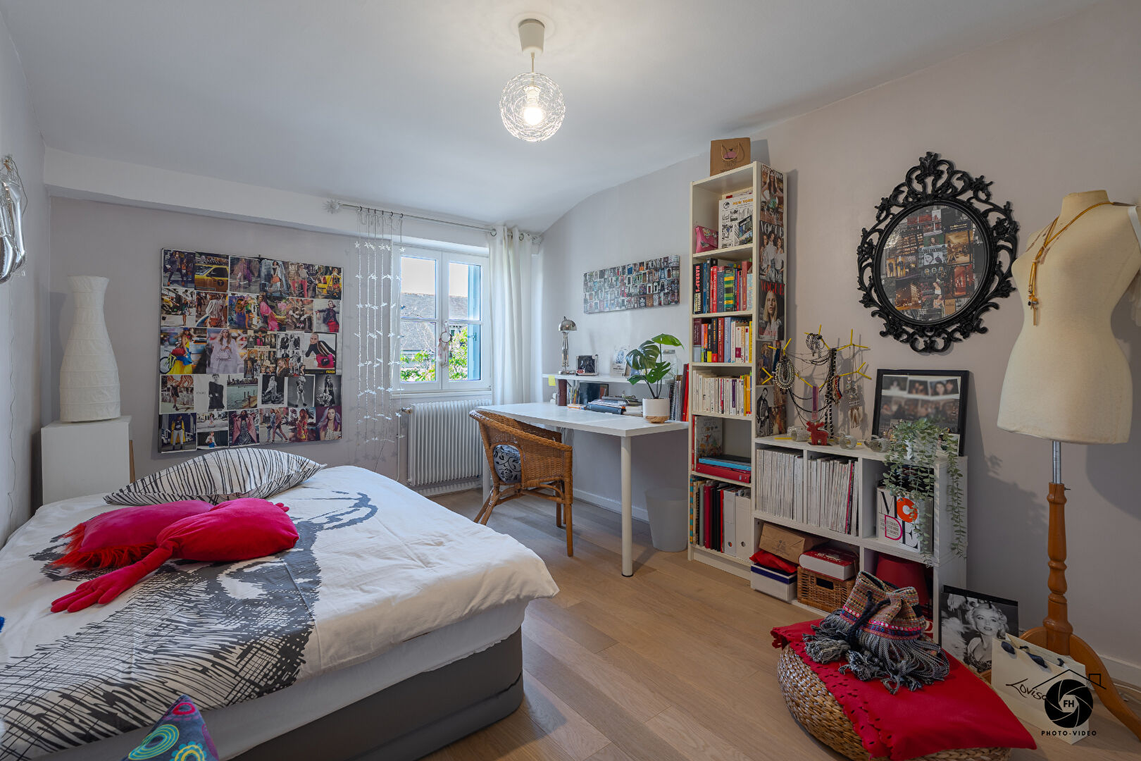 A vendre - Maison bourgeoise de 147 m², 4 chambres et un bureau, pleine de charme -  Jardin et cave 