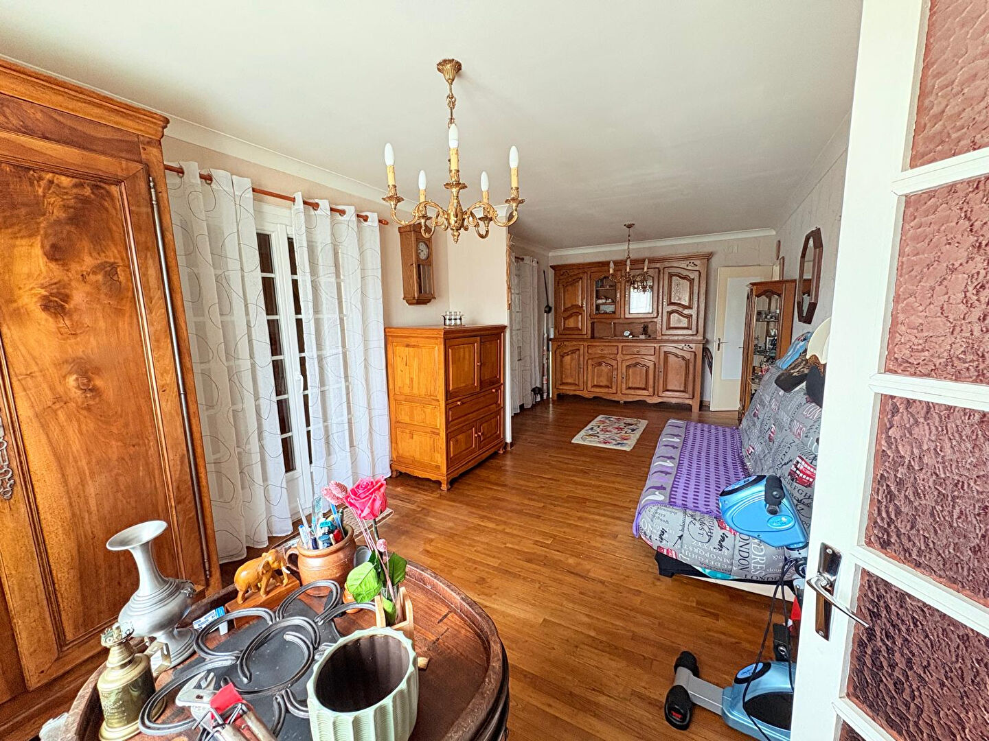 Maison individuelle 2 chambres avec sous-sol complet - Coeur de bourg -Andard