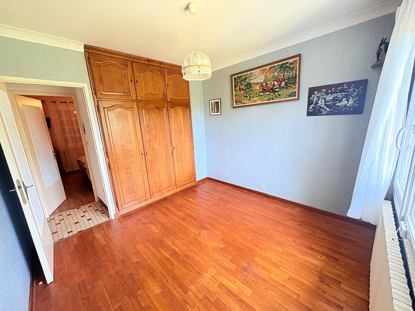 Maison individuelle 2 chambres avec sous-sol complet - Coeur de bourg -Andard