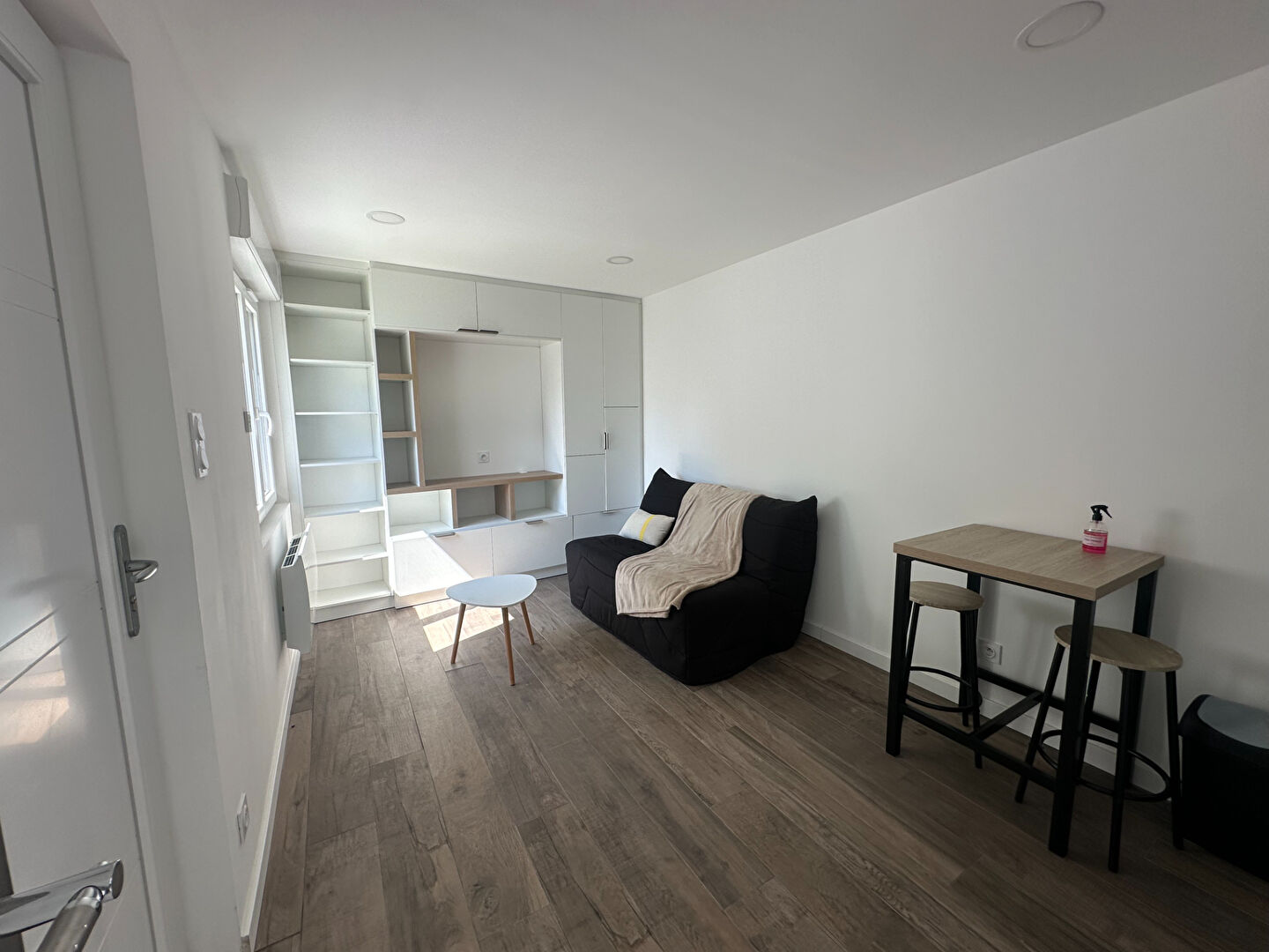 Maison Angers quartier Eblé/ Génie de type 2 + une maison de type studio à vendre