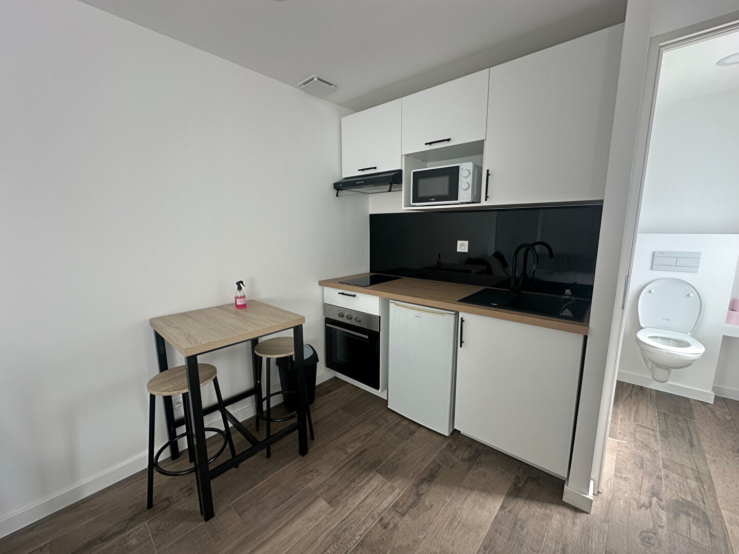 Maison Angers quartier Eblé/ Génie de type 2 + une maison de type studio à vendre