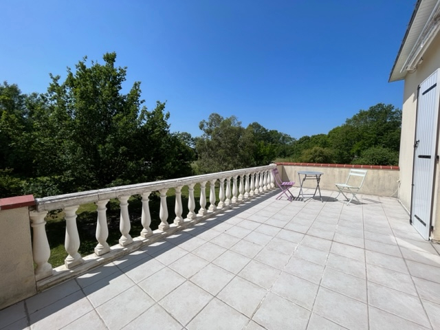 Maison Brain sur l'Authion de 4 chambres avec un grand jardin et un étang.
