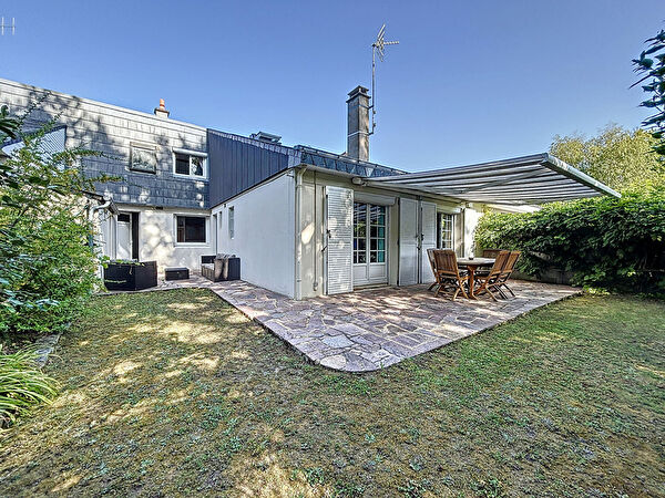 Vente maison cheminée à Verrieres en anjou (49480)