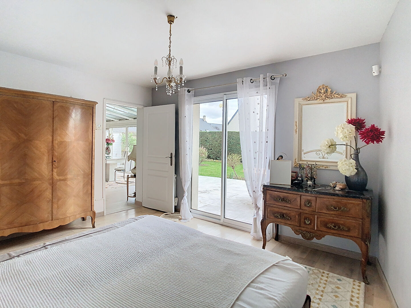 Maison contemporaine 4 chambres proche Angers de 165 m² environ