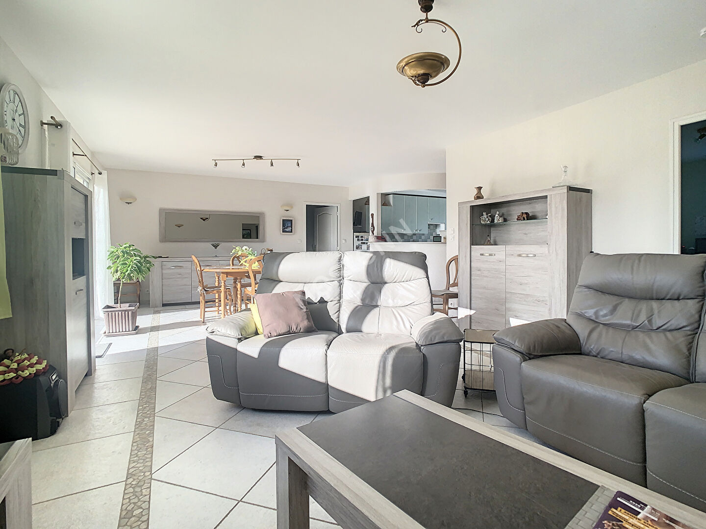 Brain sur l'Authion Maison 4 chambres dont 3 en rdc 2 garages