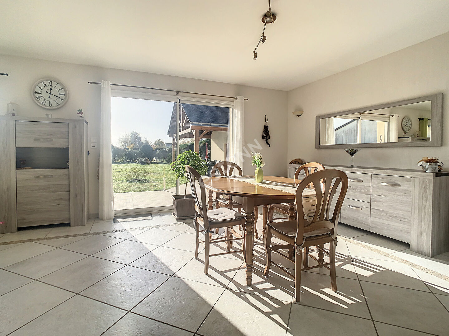 Brain sur l'Authion Maison 4 chambres dont 3 en rdc 2 garages