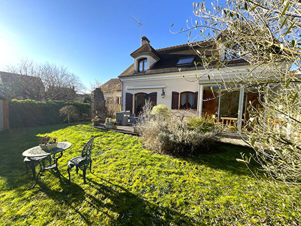 Vente par agence immobiliere à Houilles (78800)