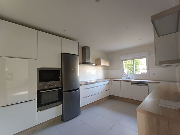 Vente par agence immobiliere à Houilles (78800)