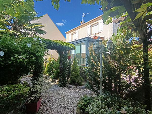 Vente par agence immobiliere à Houilles (78800)