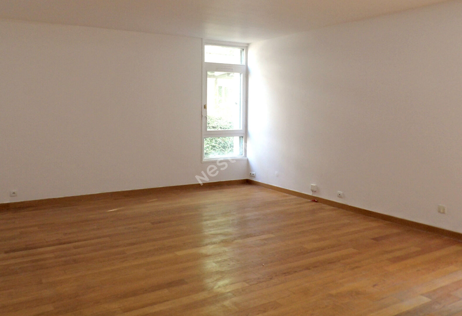 Appartement  5 pièces 100 m² au centre ville de Houilles