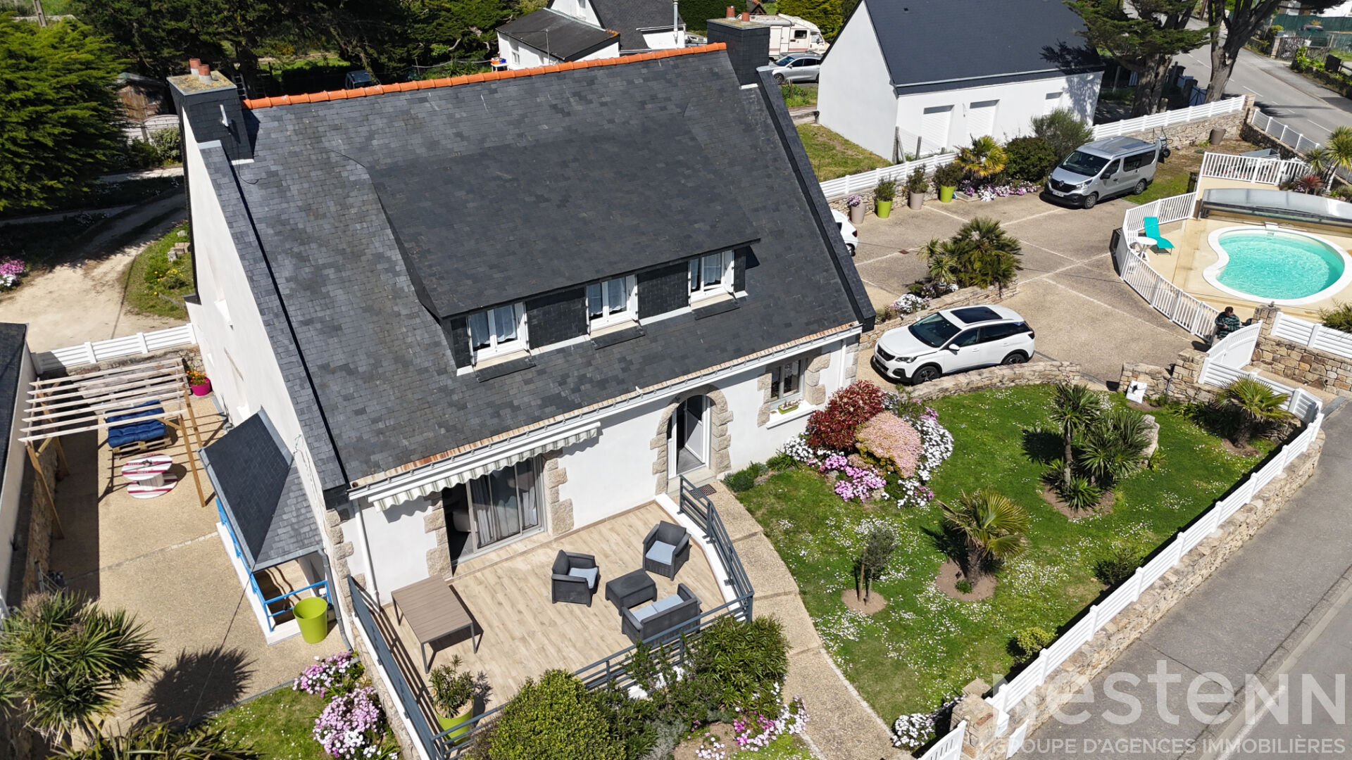 Saint Pierre Quiberon - Portivy - En vente maison de 179 m² avec piscine