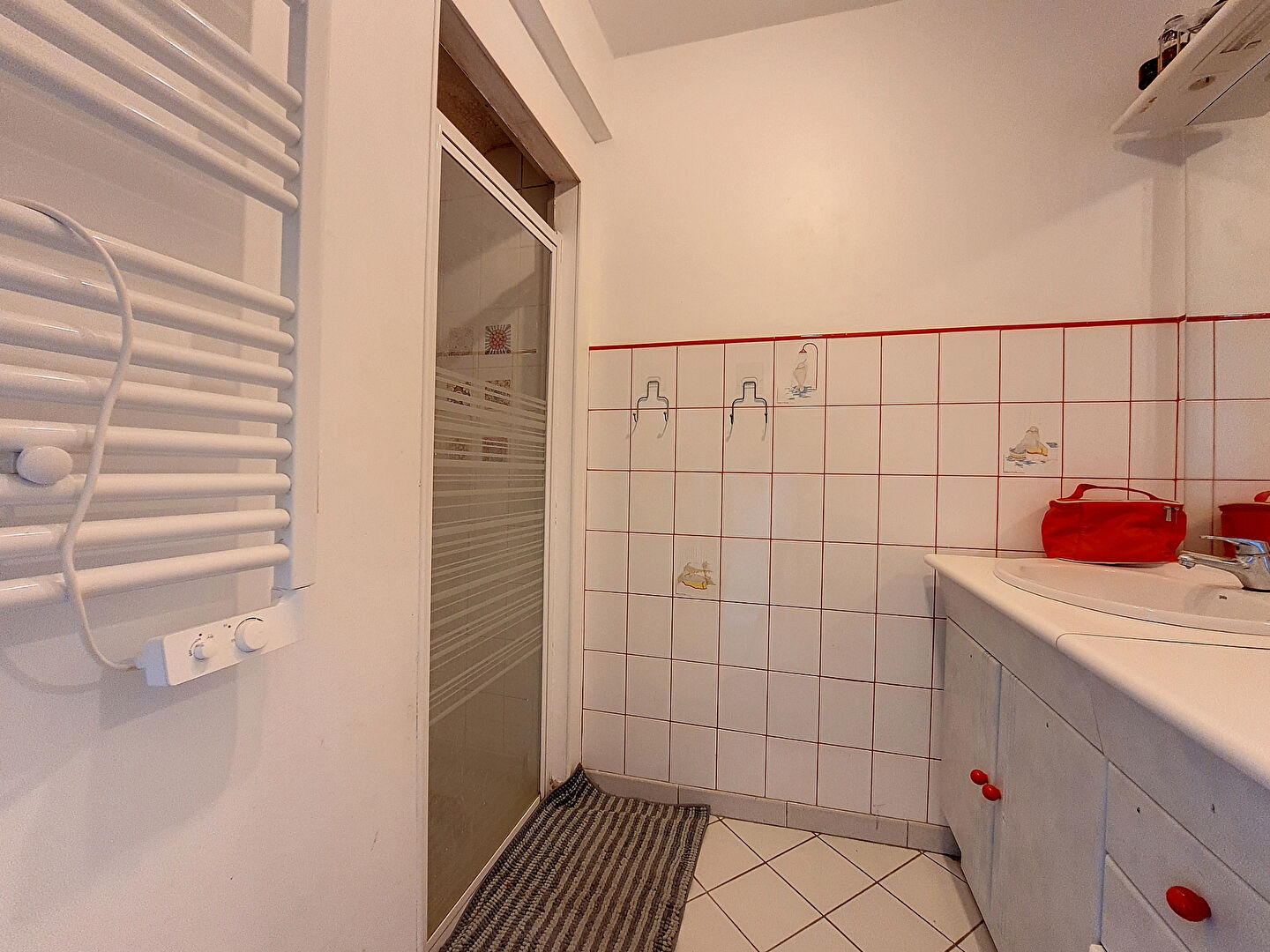 Orléans sud - secteur France 3 - Hôpital de La Source CHRO - Agréable maison T5 avec 3 chambres, 1 bureau, et belle véranda !