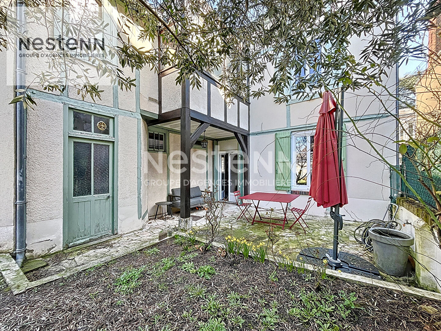 ORLEANS  XAINTRAILLES  - COLLEGE DUNOIS - Maison ancienne rénovée - Idéale FAMILLE  - 5/6 chambres et jardin !