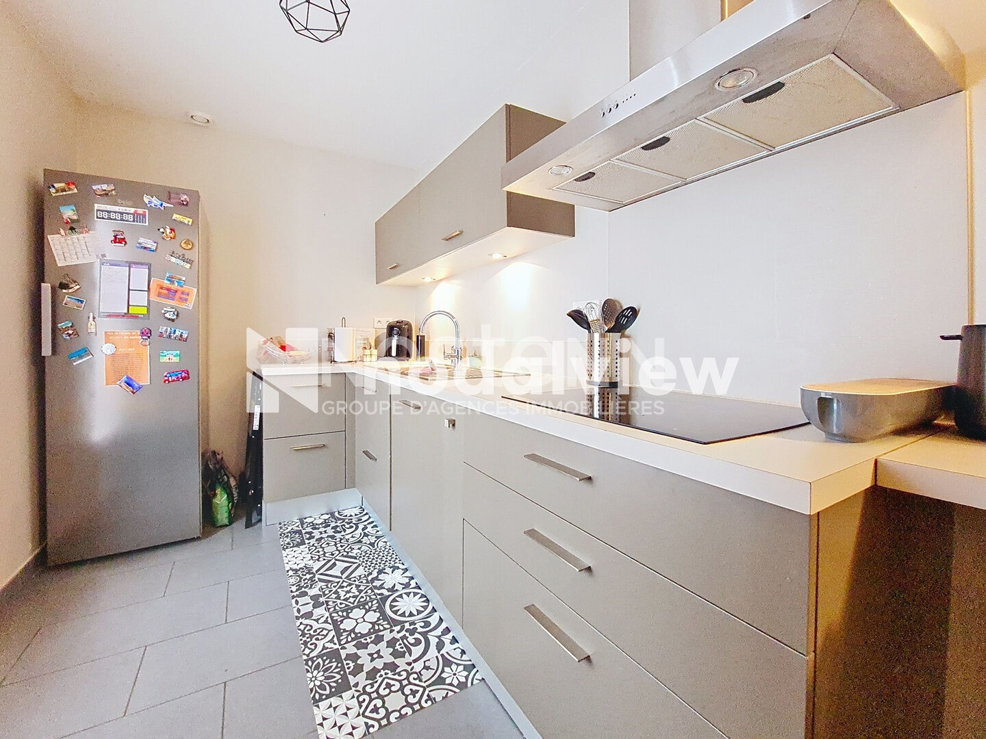 ORLEANS PROCHE GARE DE FLEURY LES AUBRAIS -  MAISON  92M2 - T4- GRAND SOUS-SOL TOTAL - JARDIN-