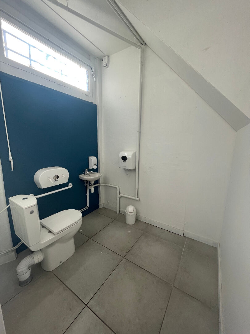 Grand local commercial Mont De Marsan hyper centre 650 m²