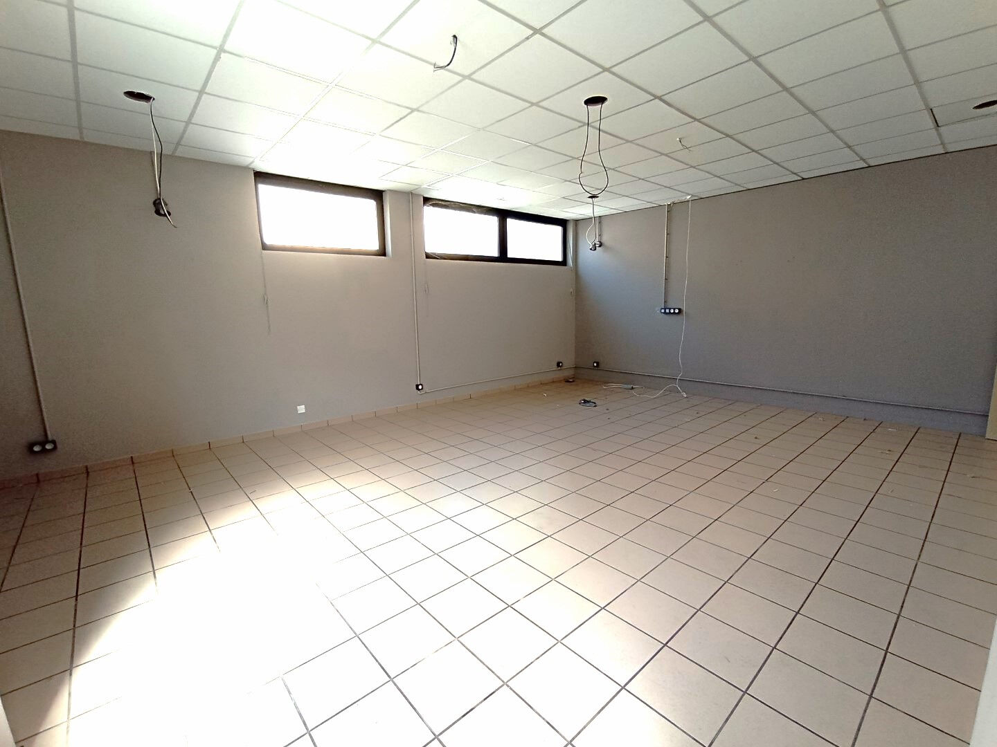 Grand local commercial Mont De Marsan hyper centre 650 m²