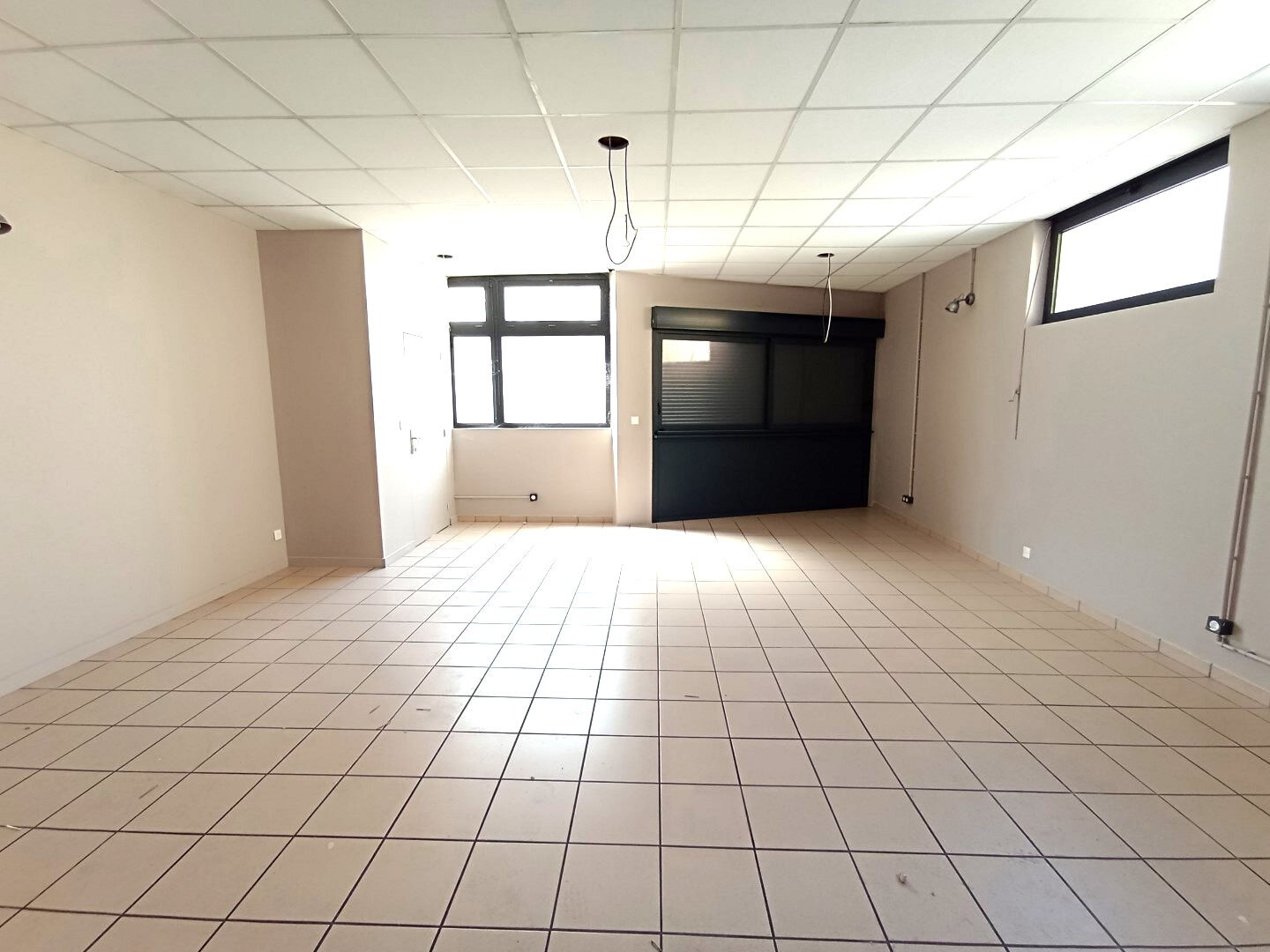 Grand local commercial Mont De Marsan hyper centre 650 m²