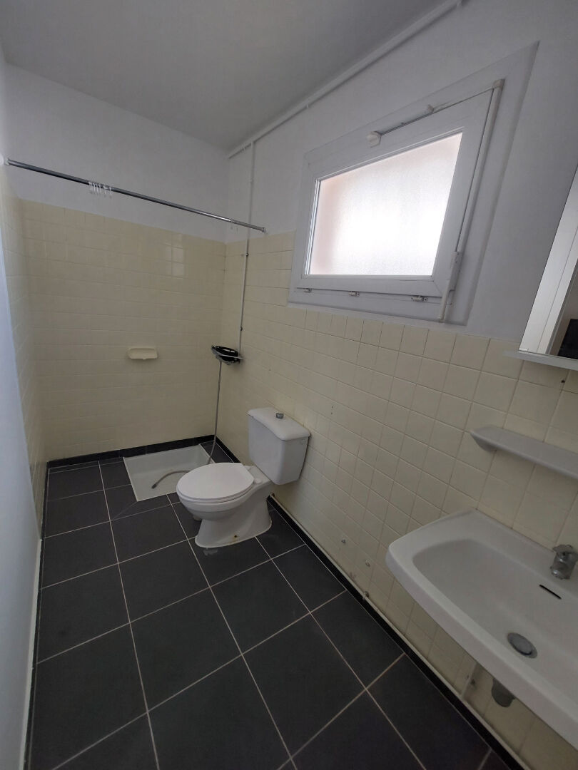 A louer - colocation - Chambre individuelle meublée  dans une maison, Mont de Marsan
