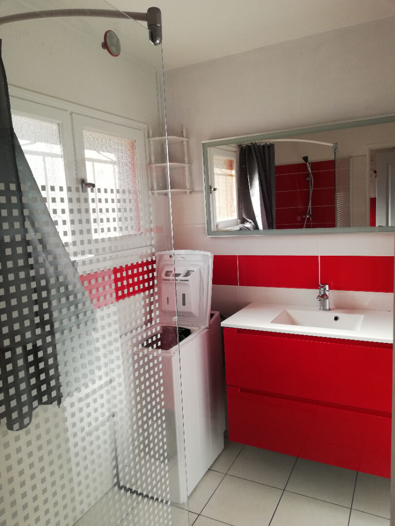 A louer Saint Paul les Dax maison meublée 2 chambres véranda pkg jardin