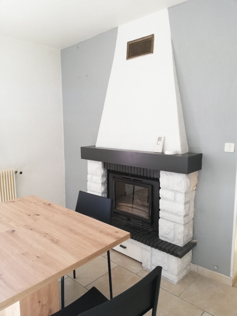 A louer Saint Paul les Dax maison meublée 2 chambres véranda pkg jardin