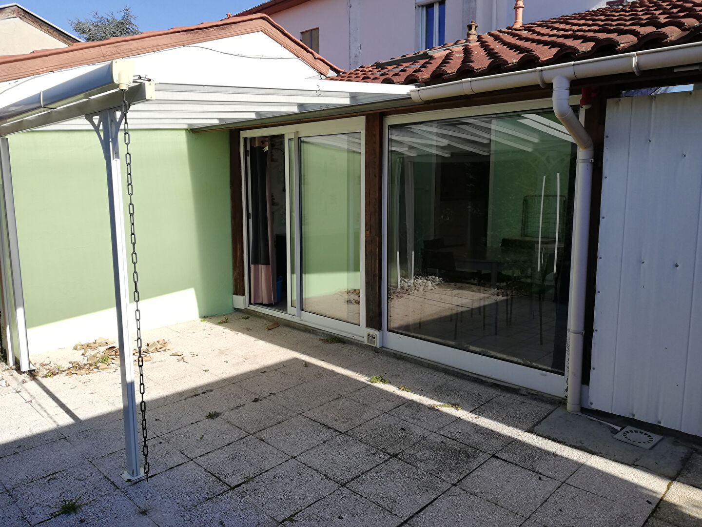 A louer Saint Paul les Dax maison meublée 2 chambres véranda pkg jardin