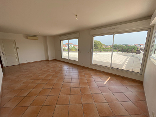 Location à Laglorieuse (40090)