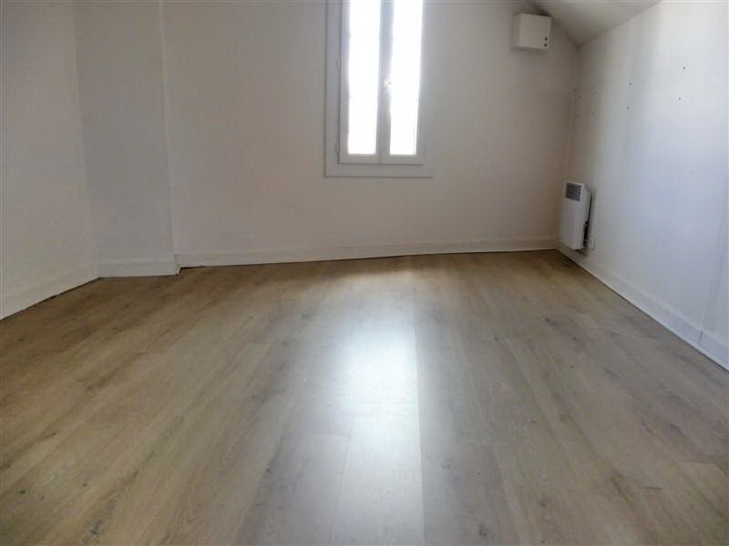 A louer Appartement Saint Sever 5 pièce(s) 106 m² cour privative