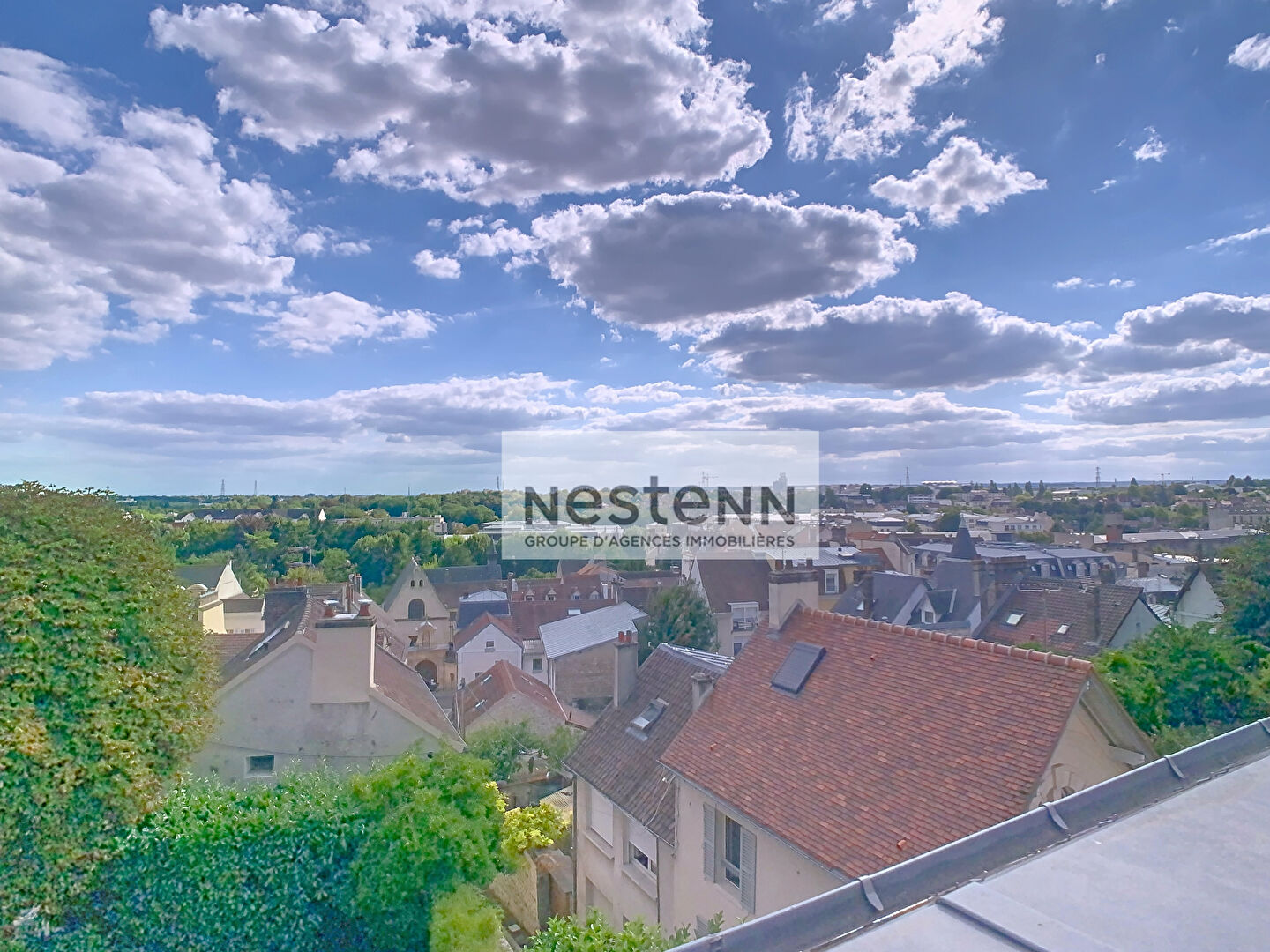 A louer ? Exceptionnel appartement de prestige au coeur du centre historique de Pontoise (95300)