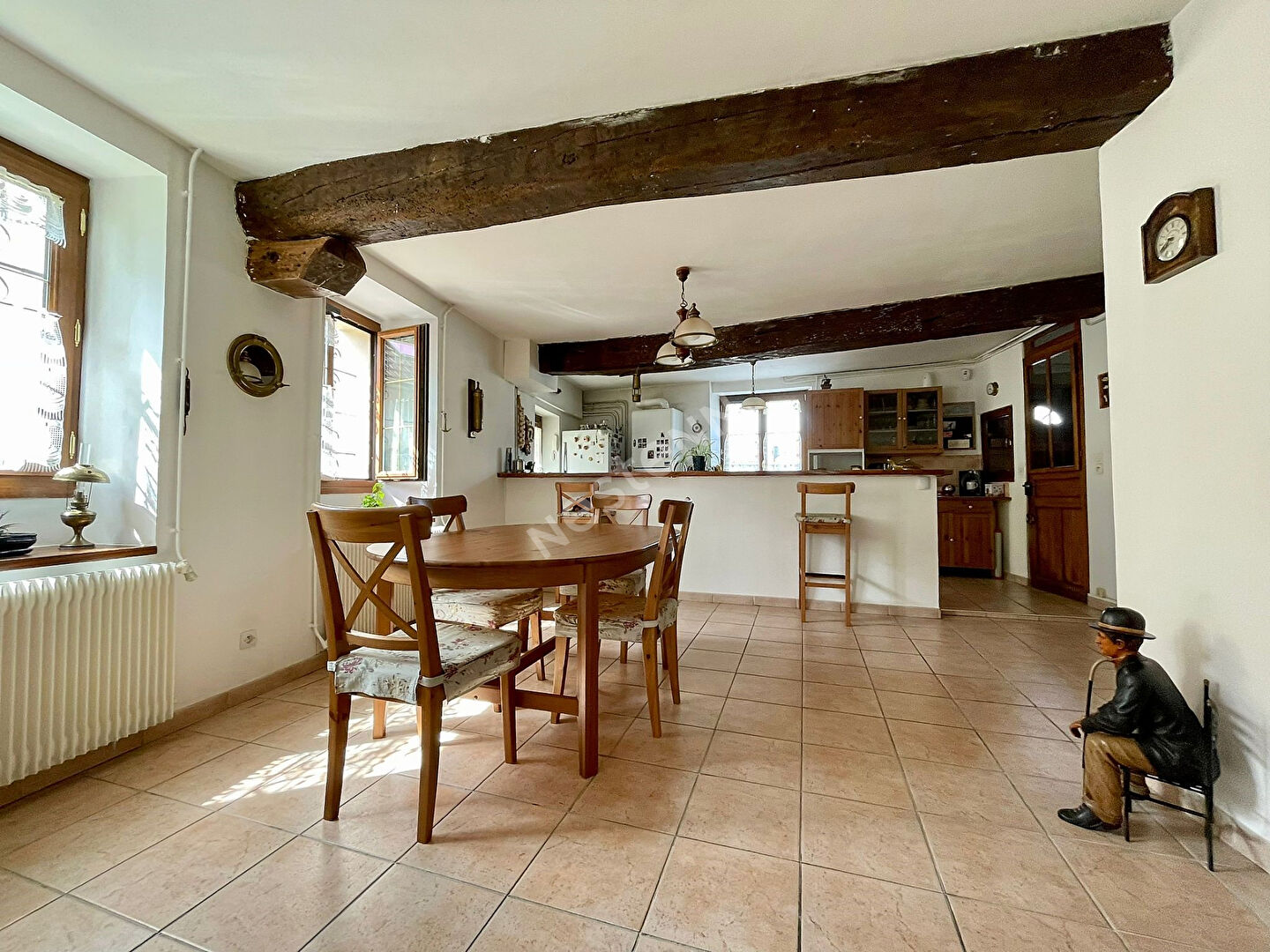 MAISON MESNIL AUBRY - 8 pièces